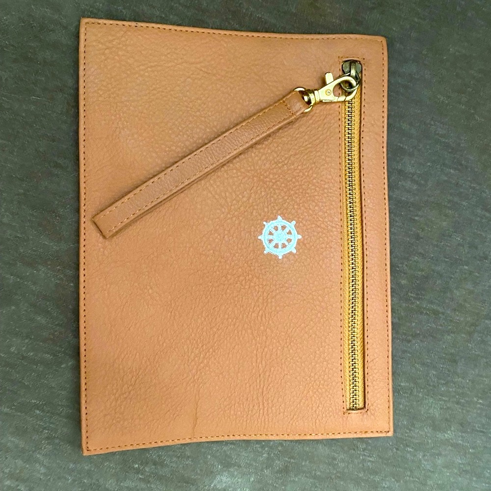 Authentic leather zipper pouch with nautical wheel